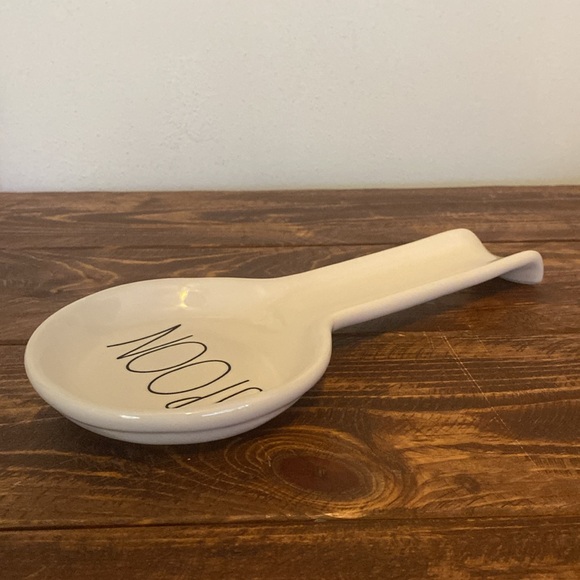 Rae Dunn SPOON Spoon Rest - Picture 16 of 16